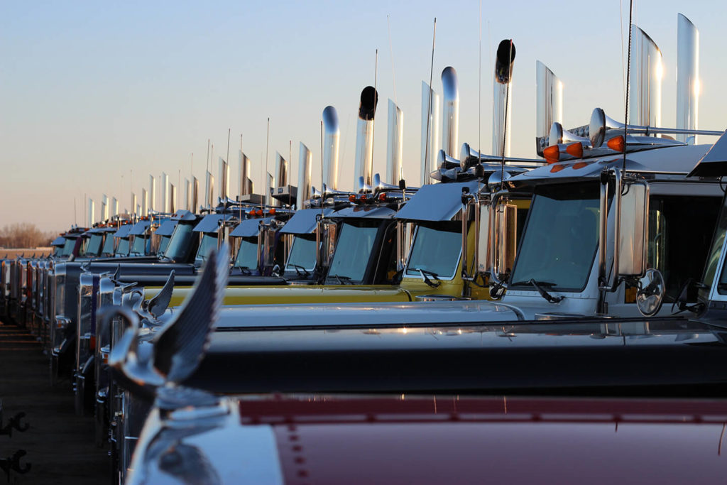 Peterbilt Fleet Side Profile