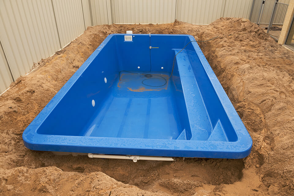 Prebuilt plunge pool